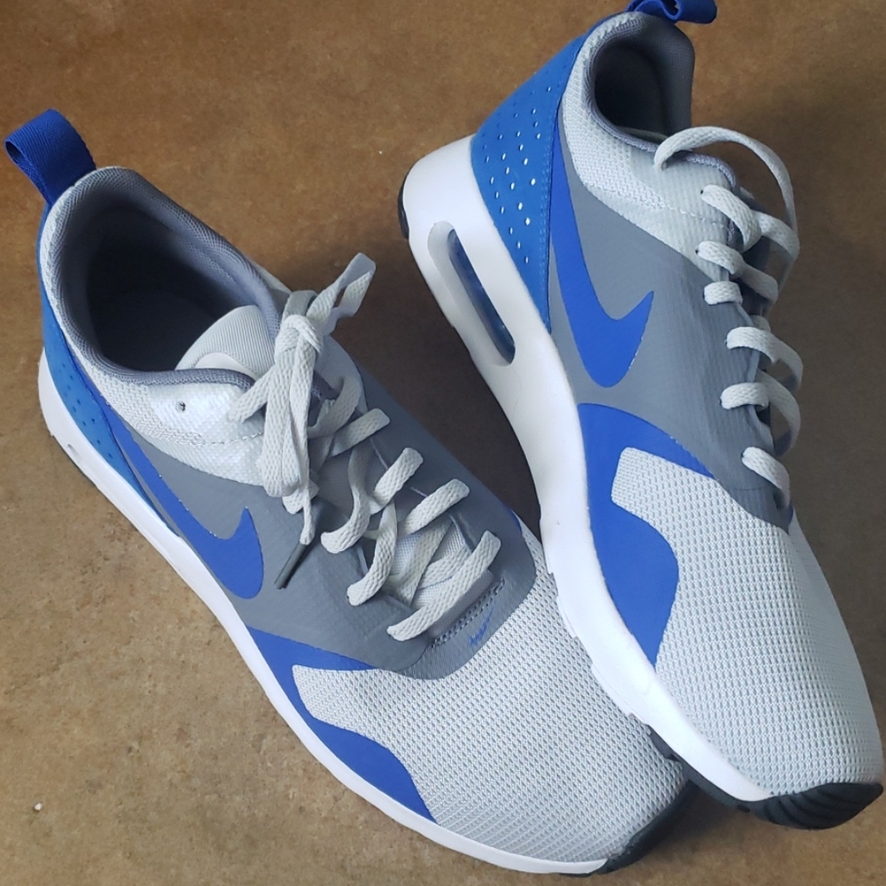 Nike air Max running shoes size 10 new